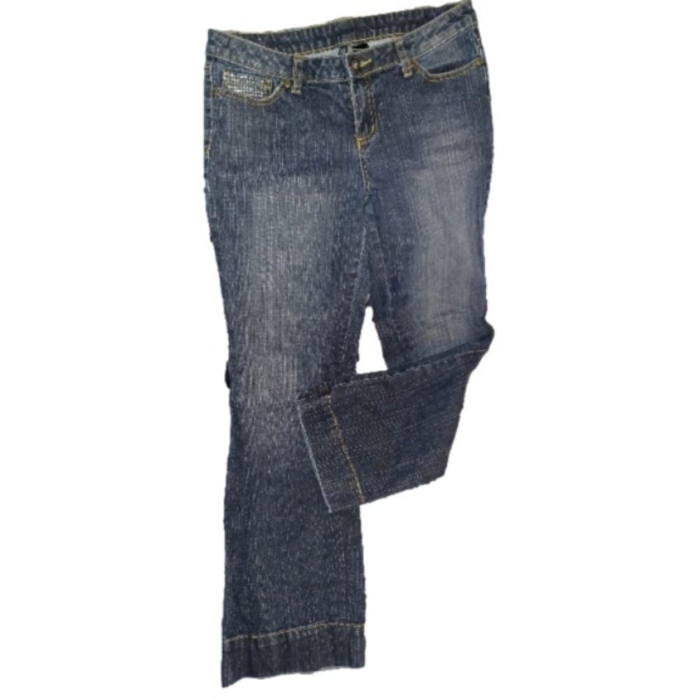 BISOU BISOU WOMENS JEANS, SIZE 8, 5 POCKET, WITH BLING.